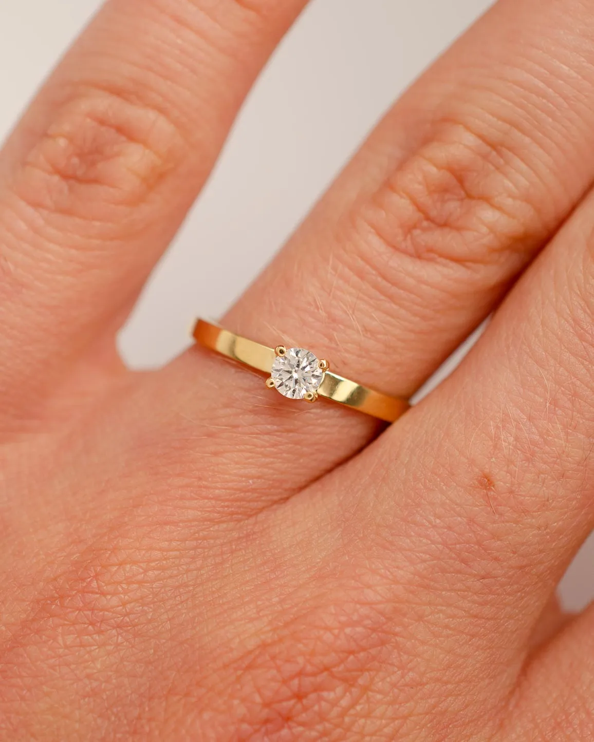 ALIANÇA NUNA | ouro amarelo 18k